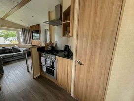 Seton Sands Caravan Park - Holiday Accommodation 20237 - Scottish Lowlands - 1187273 - thumbnail photo 7