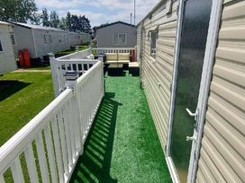 Seawick Holiday Park - Holiday Accommodation 20242 - Suffolk & Essex - 1187275 - thumbnail photo 10