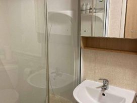 Lyons Robin Hood - Holiday Accommodation 20245 - North Wales - 1187276 - thumbnail photo 4