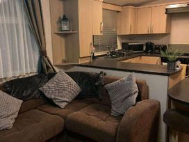 Lyons Robin Hood - Holiday Accommodation 20245 - North Wales - 1187276 - thumbnail photo 5