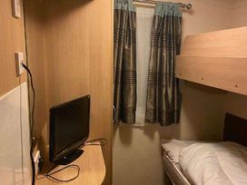 Lyons Robin Hood - Holiday Accommodation 20245 - North Wales - 1187276 - thumbnail photo 12
