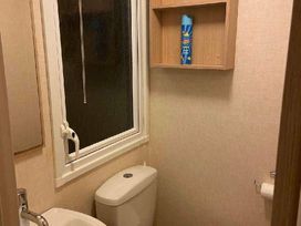 Lyons Robin Hood - Holiday Accommodation 20245 - North Wales - 1187276 - thumbnail photo 13