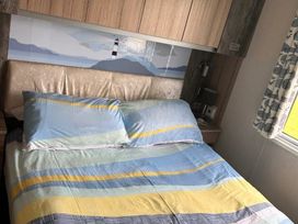 Marton Mere Holiday Village - Holiday Accommodation 20246 - Lake District - 1187277 - thumbnail photo 2