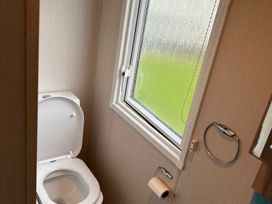 Marton Mere Holiday Village - Holiday Accommodation 20246 - Lake District - 1187277 - thumbnail photo 4