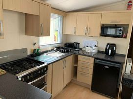 Manorbier Country Park - Holiday Accommodation 20247 - South Wales - 1187278 - thumbnail photo 8