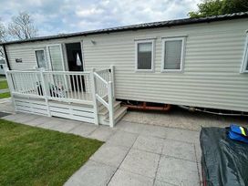Pencnwc Holiday Park - Holiday Accommodation 20251 - Mid Wales - 1187281 - thumbnail photo 2
