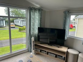 Pencnwc Holiday Park - Holiday Accommodation 20251 - Mid Wales - 1187281 - thumbnail photo 6