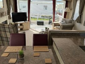 Golden Gate Holiday Centre - Holiday Accommodation 20253 - North Wales - 1187282 - thumbnail photo 1