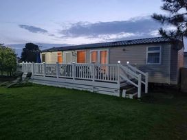 Greenacres Holiday Park - Holiday Accommodation 20263 - North Wales - 1187285 - thumbnail photo 4