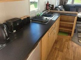 Primrose Valley Holiday Park - Holiday Accommodation 20269 - North Yorkshire (incl. Whitby) - 1187289 - thumbnail photo 6