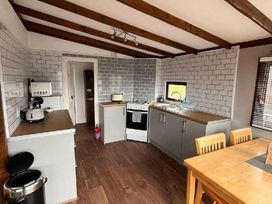 Hafan y Mor Haven - Holiday Accommodation 20295 - North Wales - 1187298 - thumbnail photo 3