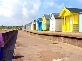 Golden Anchor Holiday Park - Holiday Accommodation 20297 - Lincolnshire - 1187299 - thumbnail photo 17