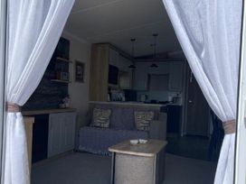 Pendine Sands - Holiday Accommodation 20319 - South Wales - 1187309 - thumbnail photo 2