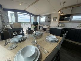 Pendine Sands - Holiday Accommodation 20319 - South Wales - 1187309 - thumbnail photo 4