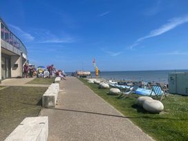 Pendine Sands - Holiday Accommodation 20319 - South Wales - 1187309 - thumbnail photo 15