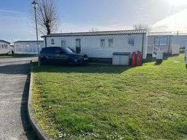 Trecco Bay - Holiday Accommodation 20320 - Somerset & Wiltshire - 1187311 - thumbnail photo 7