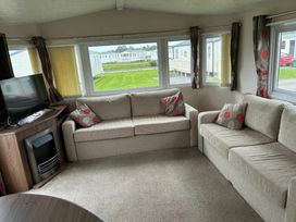 Sand Le Mere Holiday Village - Holiday Accommodation 20326 - North Yorkshire (incl. Whitby) - 1187312 - thumbnail photo 2