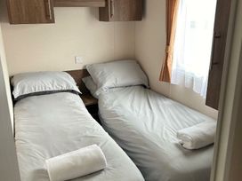 Sand Le Mere Holiday Village - Holiday Accommodation 20326 - North Yorkshire (incl. Whitby) - 1187312 - thumbnail photo 5