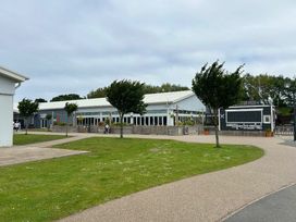Sand Le Mere Holiday Village - Holiday Accommodation 20326 - North Yorkshire (incl. Whitby) - 1187312 - thumbnail photo 10
