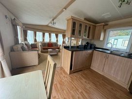 The Bungalow Camp Caravan Park - Holiday Accommodation 20328 - North Wales - 1187314 - thumbnail photo 5