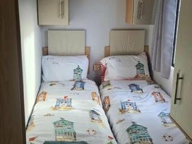 Sunbeach Holiday Park - Holiday Accommodation 20330 - Mid Wales - 1187316 - thumbnail photo 4