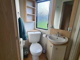 Sunbeach Holiday Park - Holiday Accommodation 20330 - Mid Wales - 1187316 - thumbnail photo 6