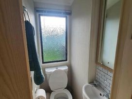 Sunbeach Holiday Park - Holiday Accommodation 20330 - Mid Wales - 1187316 - thumbnail photo 7