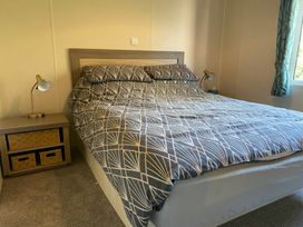Cayton Bay Caravan Park - Holiday Accommodation 20341 - North Yorkshire (incl. Whitby) - 1187323 - thumbnail photo 12