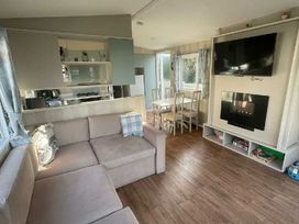 Marton Mere Holiday Village - Holiday Accommodation 20345 - Lake District - 1187327 - thumbnail photo 7