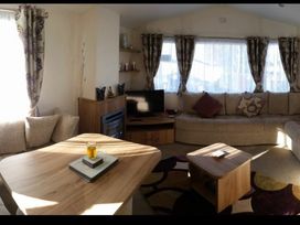Seton Sands Caravan Park - Holiday Accommodation 20350 - Scottish Lowlands - 1187330 - thumbnail photo 2