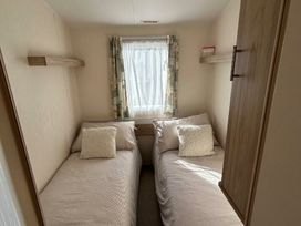 Quay West Holiday Park - Holiday Accommodation 20351 - Mid Wales - 1187331 - thumbnail photo 10