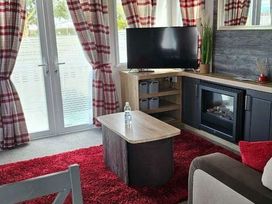 Caister Holiday Park - Holiday Accommodation 20352 - Norfolk - 1187332 - thumbnail photo 6