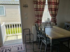 Caister Holiday Park - Holiday Accommodation 20352 - Norfolk - 1187332 - thumbnail photo 16