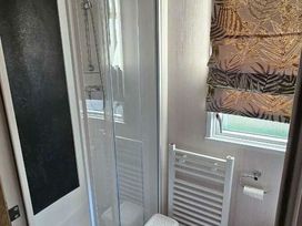Caister Holiday Park - Holiday Accommodation 20352 - Norfolk - 1187332 - thumbnail photo 17