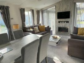 Oakdene Forest Park - Holiday Accommodation 20354 - Hampshire - 1187334 - thumbnail photo 6