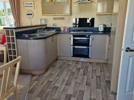 Skipsea Sands Holiday Park - Holiday Accommodation 20355 - North Yorkshire (incl. Whitby) - 1187335 - thumbnail photo 4
