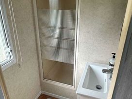 Skipsea Sands Holiday Park - Holiday Accommodation 20390 - North Yorkshire (incl. Whitby) - 1187342 - thumbnail photo 7