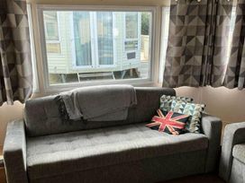 Hayling Island Holiday Park - Meadow Bay Villages - Holiday Accommodation 20391 - Hampshire - 1187343 - thumbnail photo 10