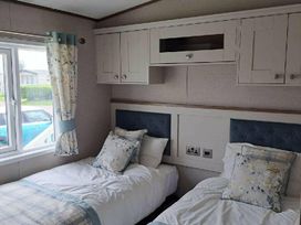 Ty Mawr Holiday Park - Holiday Accommodation 20399 - North Wales - 1187347 - thumbnail photo 4
