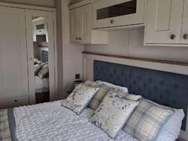 Ty Mawr Holiday Park - Holiday Accommodation 20399 - North Wales - 1187347 - thumbnail photo 7