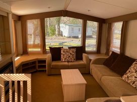 Aberdunant Hall Holiday Park - Holiday Accommodation 20402 - North Wales - 1187348 - thumbnail photo 2