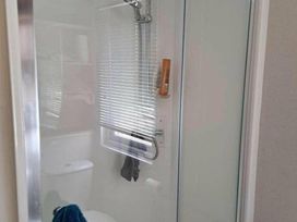 Billing Aquadrome - Holiday Accommodation 20441 -  - 1187355 - thumbnail photo 12