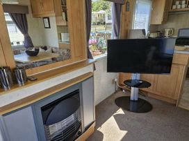 Saron Leisure Caravan Park - Holiday Accommodation 20457 - North Wales - 1187361 - thumbnail photo 9