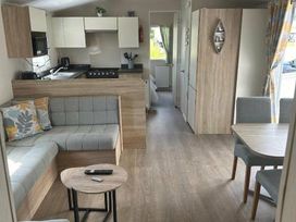 Durdle Door Holiday Park - Holiday Accommodation 20458 - Dorset - 1187362 - thumbnail photo 9