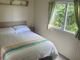 Durdle Door Holiday Park - Holiday Accommodation 20458 - Dorset - 1187362 - thumbnail photo 18
