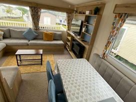 Blue Dolphin Holiday Park - Holiday Accommodation 20459 - North Yorkshire (incl. Whitby) - 1187363 - thumbnail photo 5