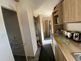 Blue Dolphin Holiday Park - Holiday Accommodation 20459 - North Yorkshire (incl. Whitby) - 1187363 - thumbnail photo 13