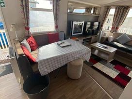 Devon Cliffs Holiday Park - Holiday Accommodation 20460 - Devon - 1187364 - thumbnail photo 3
