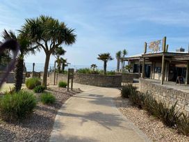Devon Cliffs Holiday Park - Holiday Accommodation 20460 - Devon - 1187364 - thumbnail photo 18