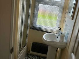 Primrose Valley Holiday Park - Holiday Accommodation 20464 - North Yorkshire (incl. Whitby) - 1187366 - thumbnail photo 9